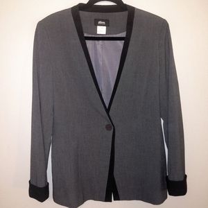 "CLASSY Suit" (Skirt & Jacket)